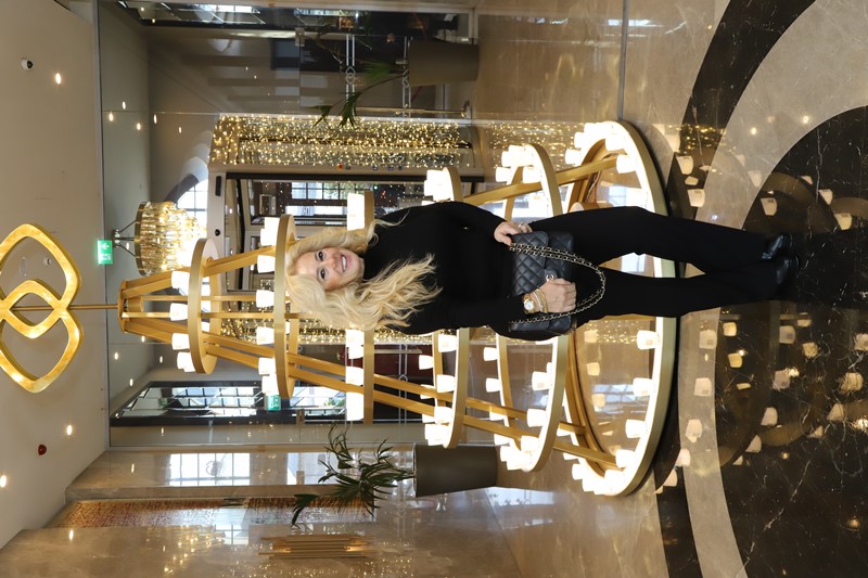 Sofitel Istanbul Taksim�den Gelece�e I��k Tutan Y�lba�� A�ac� Daveti